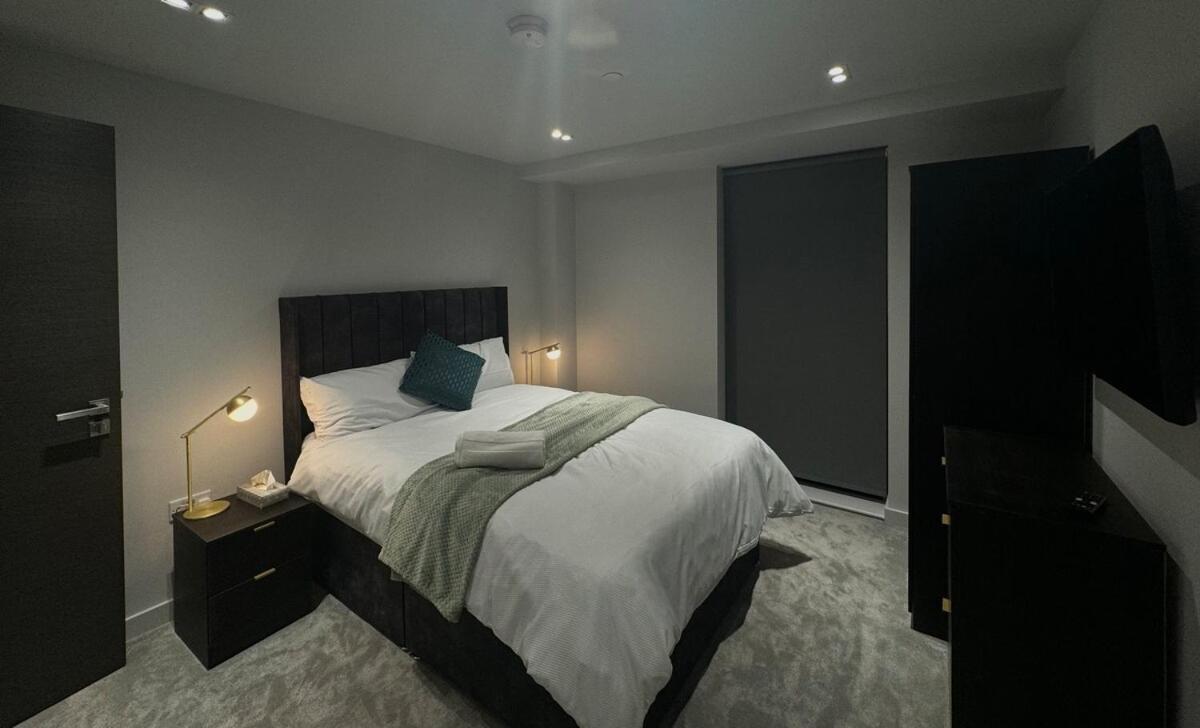 Modern 2-Bedroom Apartment In Heart Of Liverpool Luaran gambar