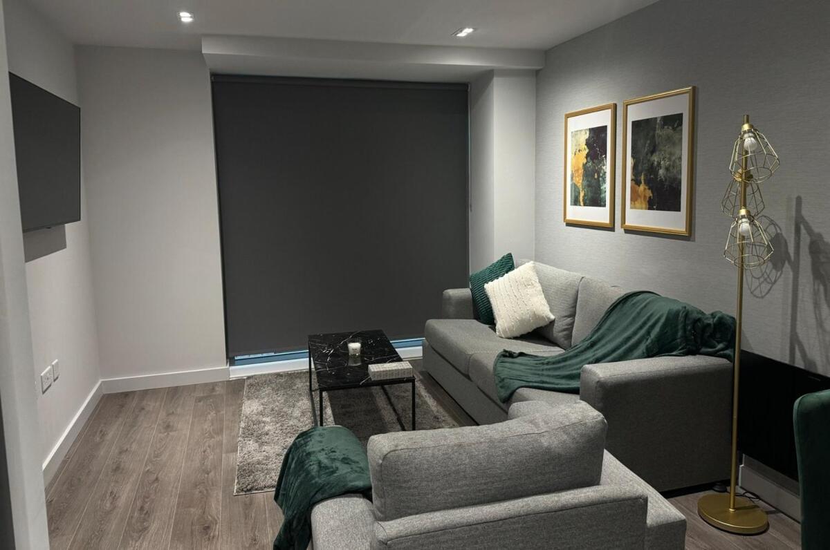 Modern 2-Bedroom Apartment In Heart Of Liverpool Luaran gambar