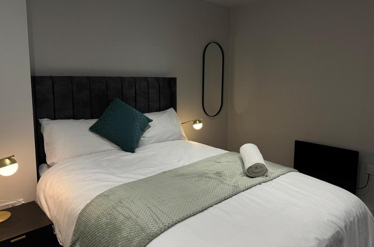 Modern 2-Bedroom Apartment In Heart Of Liverpool Luaran gambar