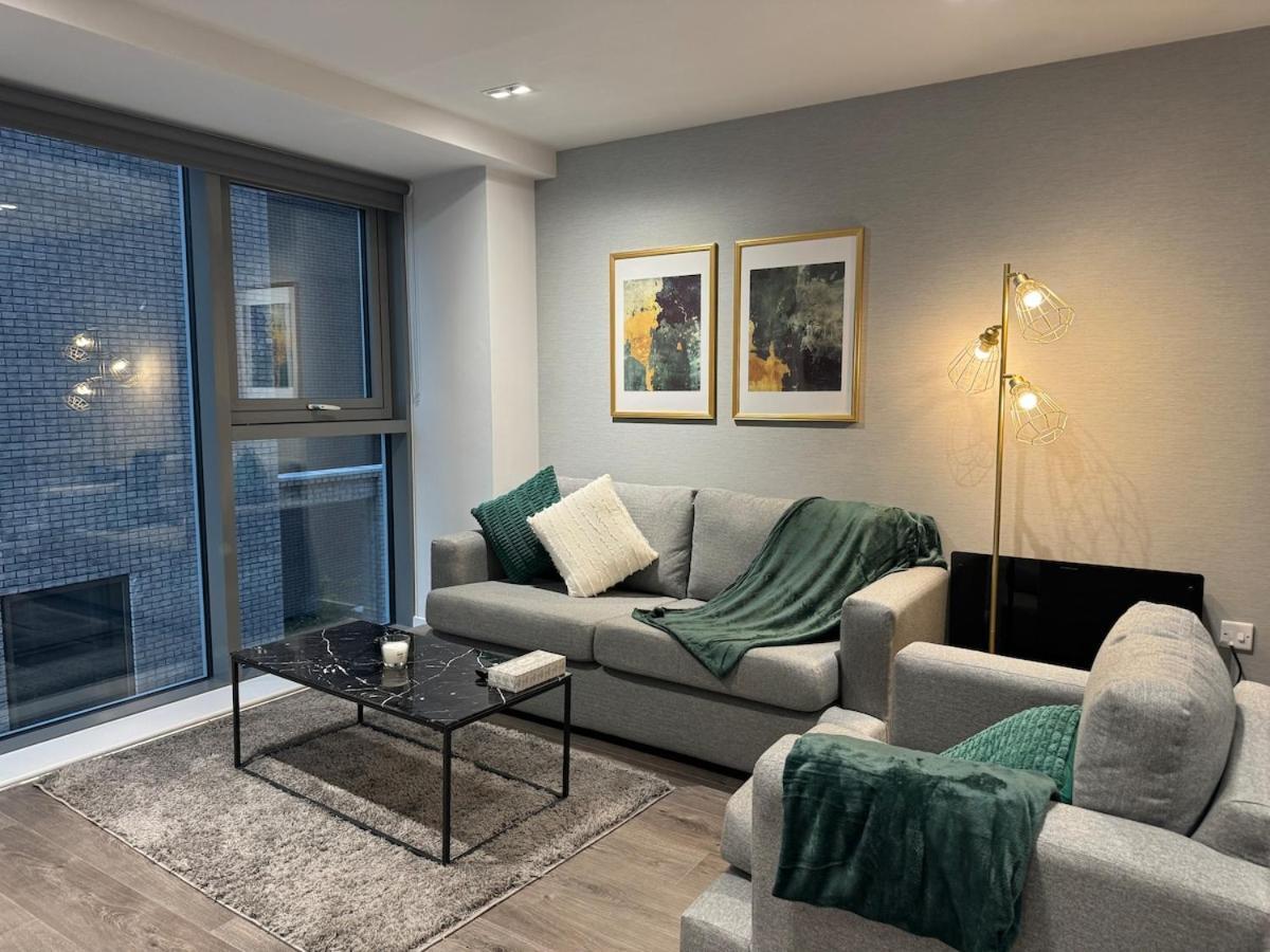 Modern 2-Bedroom Apartment In Heart Of Liverpool Luaran gambar