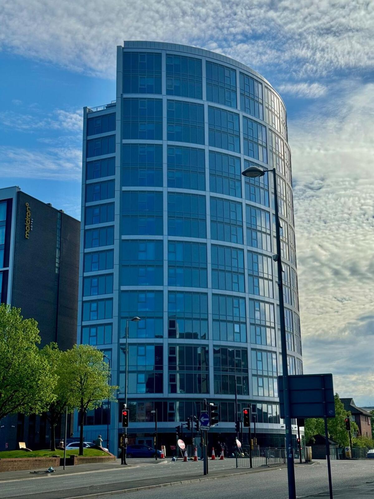 Modern 2-Bedroom Apartment In Heart Of Liverpool Luaran gambar